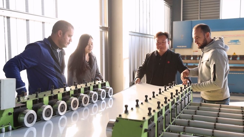 堅定信心 勇挑大梁·產(chǎn)業(yè)新亮點(diǎn)丨跨境電商+產(chǎn)業(yè)帶，提速“河北造”出海